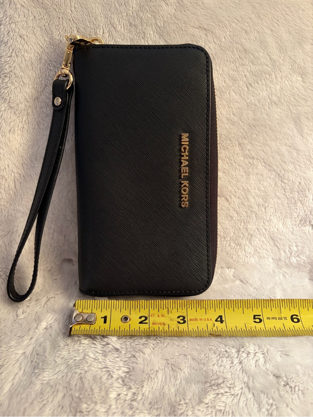 Michael Kors Black and Gold Zip-Around Wristlet Wallet - Picture 5 of 11
